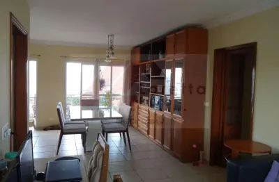 Alto da lapa - apartamento 130m², com 3 dormitórios sendo 1 suíte, living amplo, lavabo, varanda, 2 vagas de garagem. localizado próximo a escolas, hospitais