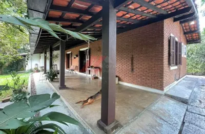 Imperdível oportunidade: casa à venda em cotia-sp, jardim colibri, com 4 quartos, 1 suíte, 1 sala, 3 banheiros, 10 vagas de garagem e 209,70m² de área.