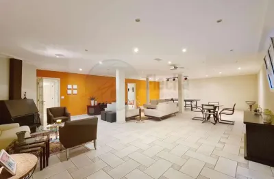 Excelente casa sobrado em santo amaro - 4 suítes e 10 vagas