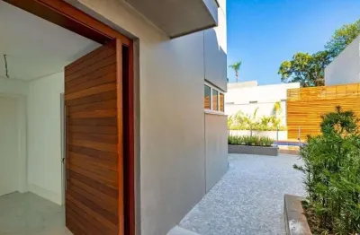 Casa em condomínio de 520m2 na granja julieta - 4 suítes sendo 1 master e 5 vagas