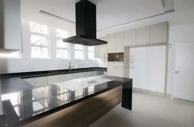 Rdins lindo apto 382m² todo reformado - 4 amplas suítes (sendo a máster closet sr. e sra., 2 vagas. apto 100% reformado