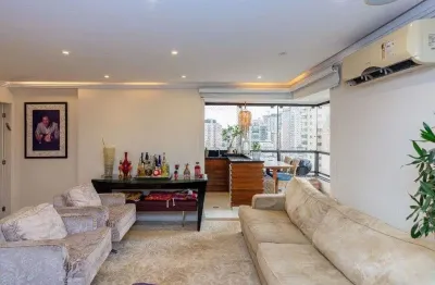 Apartamento com 3 quartos à venda na Avenida Lavandisca, 208, Moema, São Paulo