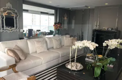 Apartamento novo decorado, 158 m² - 2 suítes e 3 vagas na vila olímpia
