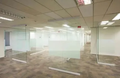 Sala comercial em condomínio na chácara santo antônio: 8 salas, 1 banheiro, 22 vagas de garagem e 935m² de área. alugue já!