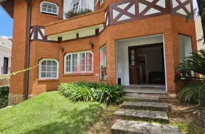 Casa de luxo no alphaville: 4 quartos, 4 suítes, 9 banheiros, 9 vagas, 666m² - venda ou locação em santana de parnaíba-sp!