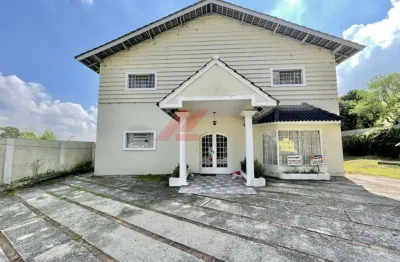 Casa comercial à venda na granja viana ii em cotia-sp: 5 salas, 4 banheiros, 4 vagas de garagem, 228,60 m² de área.