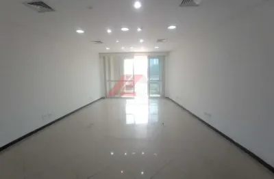 Sala comercial para alugar na Rua Jandiatuba, 689, Vila Andrade, São Paulo
