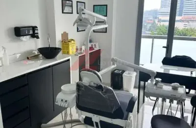 Sala comercial para alugar na Rua Henri Dunant, 848, Santo Amaro, São Paulo