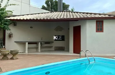 Casa com 3 quartos à venda na rua júlio dias, --, coqueiros, florianópolis por r$ 2.050.000
