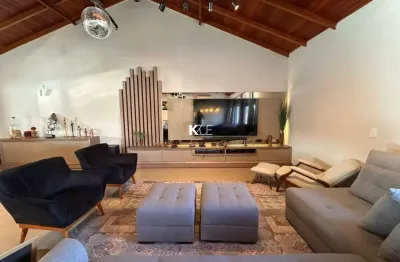 Casa com 3 quartos à venda na rua josé cândido da silva, --, balneário, florianópolis por r$ 2.750.000