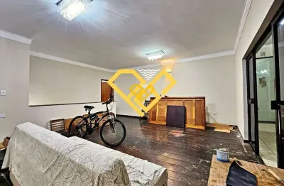 Casa com 3 quartos à venda no Embaré, Santos 