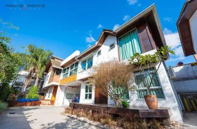 Casa com 2 dormitórios para alugar, 140 m² por R$ 6.270,00/mês - Bom Retiro - Curitiba/PR