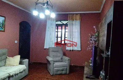 Casa com 3 quartos para alugar na Rua Benedito Carlos Brunini, 556, Jardim São Miguel, São Paulo
