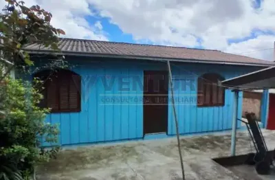 Casa com 2 quartos para alugar na rua tupã, 274, santo antônio, são josé dos pinhais, 65 m2 por r$ 1.000