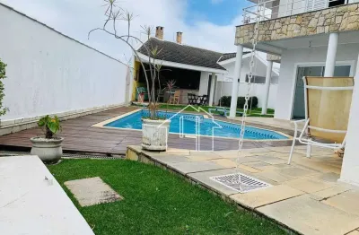 Casa com 5 dormitórios à venda, 334 m² por r$ 2.340.000,00 - urbanova - são josé dos campos/sp