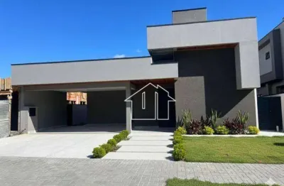 Casa Térrea no Jardim do Golfe - 3 suítes sendo uma com closet - Planejados em todos os cômodos