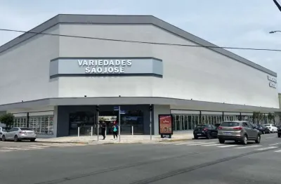 Ponto comercial à venda na avenida rui barbosa, 9264, centro, são josé dos pinhais, 3074 m2 por r$ 22.700.000