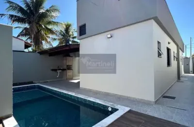 Oportunidade imperdível: casa à venda em itanhaém-sp, bopiranga! 3 quartos, 2 suítes, 4 banheiros, 121m². casa nova com piscina e fino acabamento, próximo ao mar!