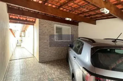 Casa à venda em itanhaém-sp, bairro corumbá: 2 quartos, 1 suíte, 2 banheiros, 2 vagas, 95m². aproveite essa oportunidade!