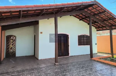 Imperdível oportunidade: casa à venda em itanhaém-sp, bairro jamaica, com 3 quartos, 1 suíte, 2 salas, 3 banheiros, 4 vagas e 199m²!