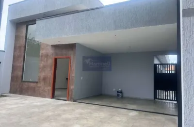 Imperdível casa à venda em Itanhaém-SP, Suarão: 3 quartos, 1 suíte, 2 salas, 3 vagas de garagem, 127m² de área.