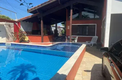 Imperdível oportunidade: casa de 3 quartos, 3 suítes na grandesp, itanhaém-sp, com 154m² e 2 vagas de garagem. confira!