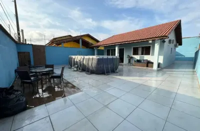 Casa à venda em itanhaém-sp, no bairro regina: 2 quartos, 1 suíte, 2 salas, 6 vagas de garagem, 106m² de área