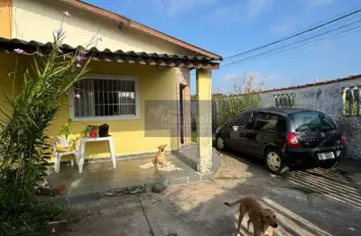 Casa à venda em itanhaém-sp, bairro grandesp: 2 quartos, 1 suíte, 1 banheiro, 68 m² de área. venha conhecer!