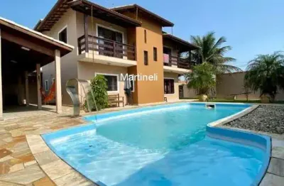 Imperdível casa de 4 quartos na praia dos sonhos, itanhaém-sp: 2 suítes, 1 sala, 4 banheiros, 5 vagas e 232m² de área!
