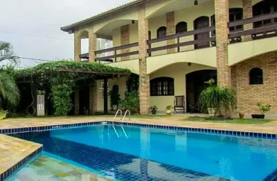 Casa com 4 quartos à venda no satélite, itanhaém  por r$ 1.500.000