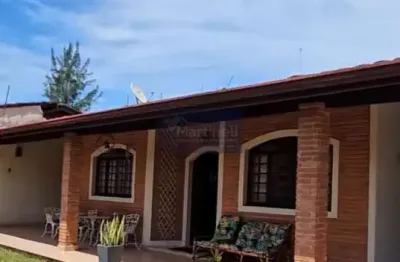 Imperdível casa à venda em itanhaém-sp, são fernando: 4 quartos, 2 suítes, 3 banheiros, 5 vagas de garagem, 320m² de área!
