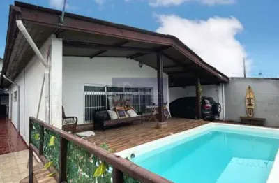 Casa com 5 quartos à venda no jardim grandesp, itanhaém  por r$ 580.000