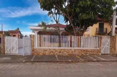 Casa com 4 quartos à venda no jardim grandesp, itanhaém  por r$ 550.000