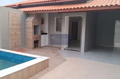 Casa à venda em itanhaém-sp, nova itanhaém  3 quartos, 1 suíte, 2 vagas de garagem  85m² de área