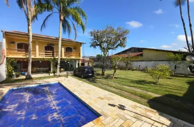 Imperdível oportunidade: casa de luxo à venda em itanhaém-sp, belas artes, 4 quartos, 2 suítes, 4 salas, 10 vagas, 280m²!