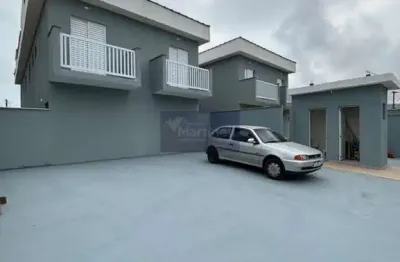 Casa à venda em itanhaém-sp: 2 quartos, 2 suites, 3 banheiros, 1 vaga de garagem, 58,23 m² no balneário mar azul