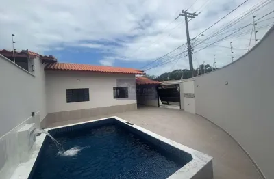 Imperdível oportunidade: casa à venda em itanhaém-sp, bopiranga, 2 quartos, 1 suíte, 1 sala, 2 vagas de garagem, 90m². venha conferir!