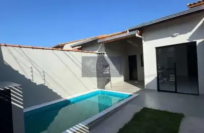 Casa à venda em itanhaém-sp, no balneário tupy: 2 quartos, 1 suíte, 2 vagas de garagem, 74,00 m² de área. venha conferir!