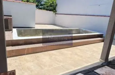 Casa à venda em Itanhaém-SP, no Recanto dos Bandeirantes! 2 quartos, 1 suíte, 65 m² de área. Imperdível!