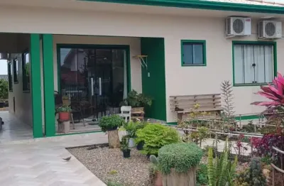 Casa à venda no Armação, Penha 