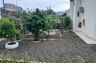 Casa à venda no Armação, Penha 