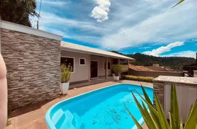 Casa à venda no Velha Central, Blumenau 