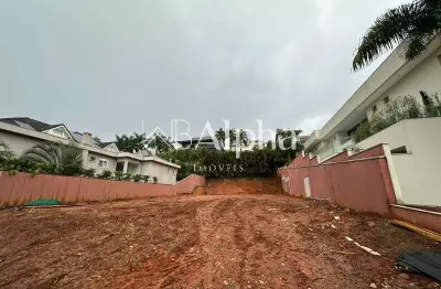 Terreno a venda no residencial tamboré 3 em santana de parnaíba - sp