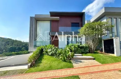 Casa mobiliada a venda no condomínio itahyê em santana de parnaíba - sp
