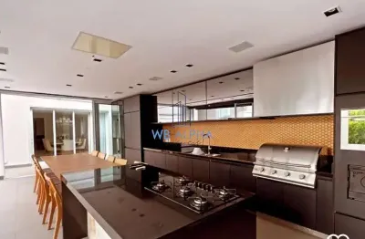 Casa de alto padrão em condomínio exclusivo em alphaville conde ii, barueri-sp: 4 quartos, 4 suítes, 3 salas, 6 banheiros, 4 vagas, 490m²!