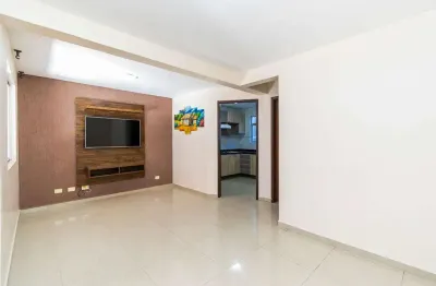 Sobrado à venda em Curitiba, Xaxim, com 3 quartos, com 74.69 m²