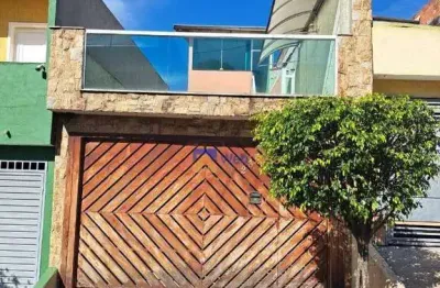 Casa com 3 dormitórios para alugar, 390 m² por R$ 4.000,00/mês - Vila Carmosina - São Paulo/SP