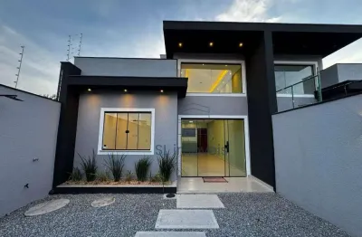 A casa perfeita para viver bem: moderna, completa e com quintal amplo