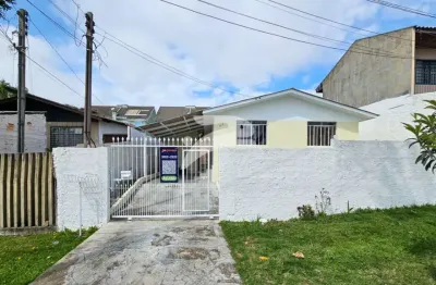 Casa com 3 quartos para alugar no Novo Mundo, Curitiba 