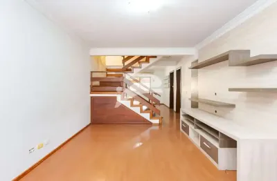 Casa com 3 quartos para alugar no Uberaba, Curitiba 